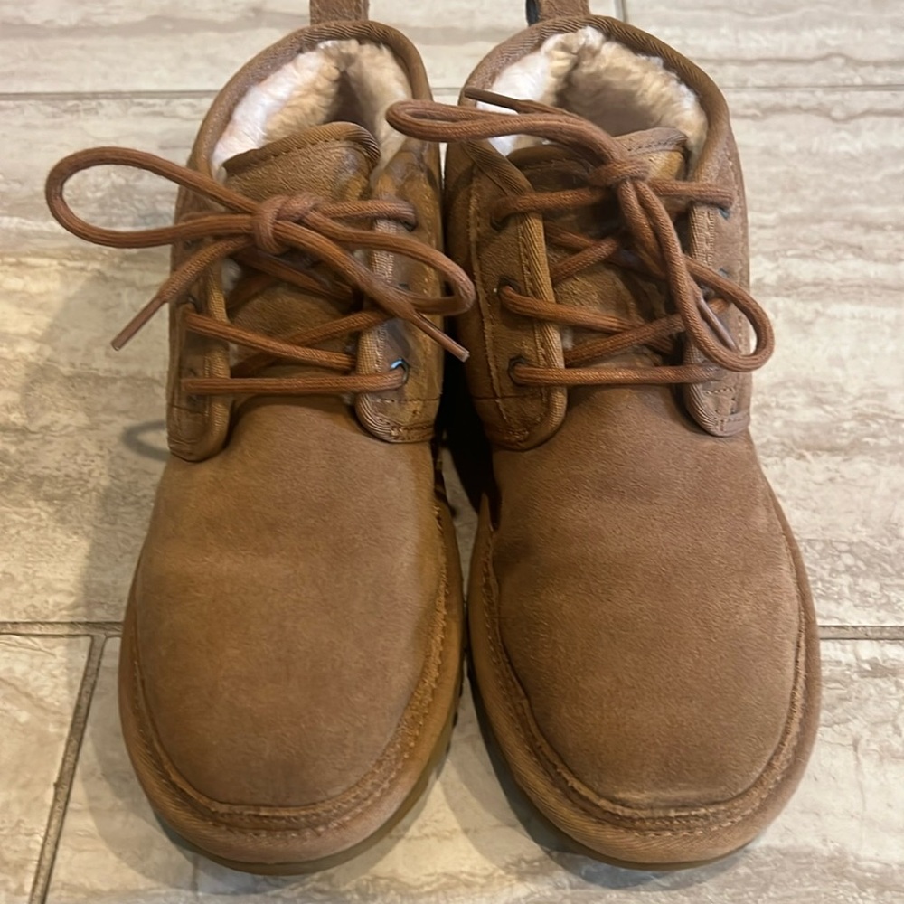 UGG Neumel men’s boots size 7